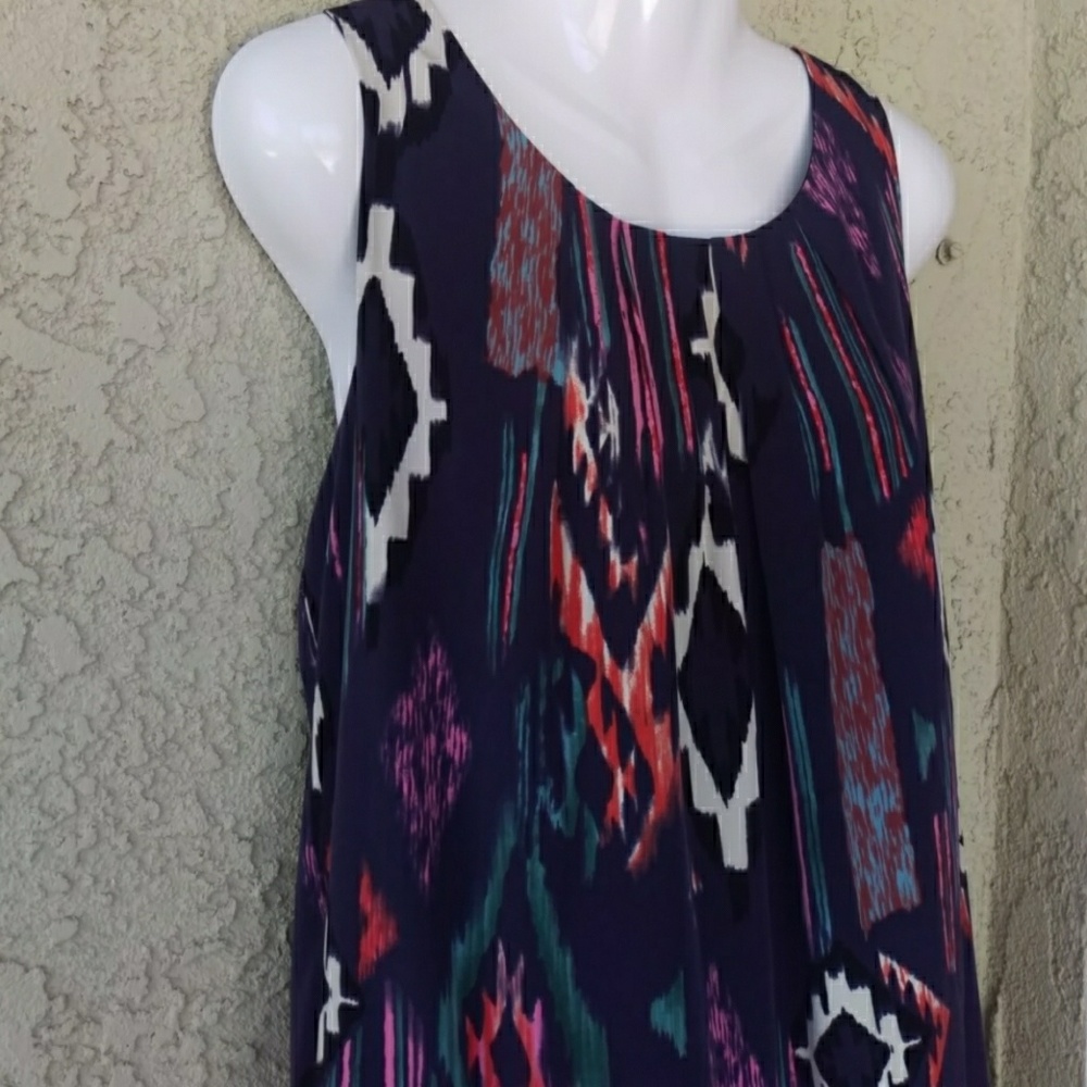 Love 21 abstract colorful sleeveless keyhole dress - Picture 2 of 6